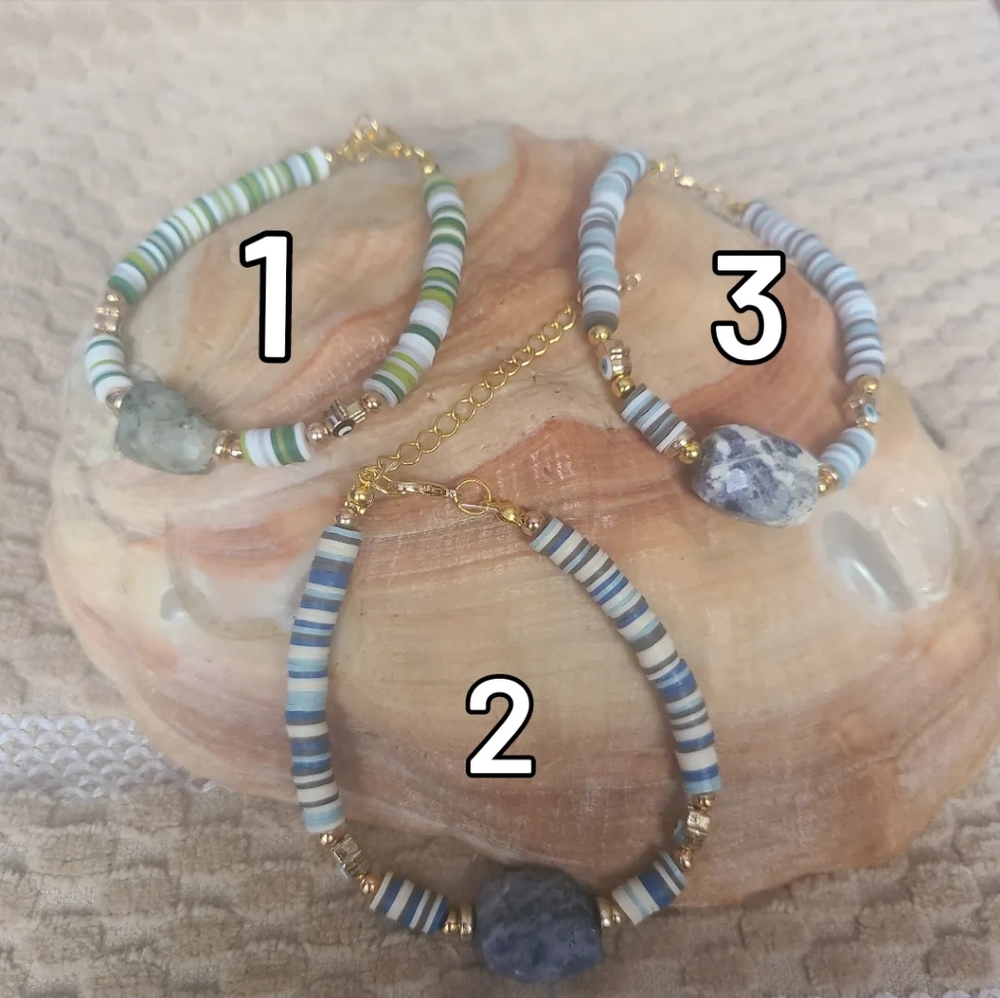 Boho Heishi Natural Stone Hama/Evil Eye Bracelet 1pc